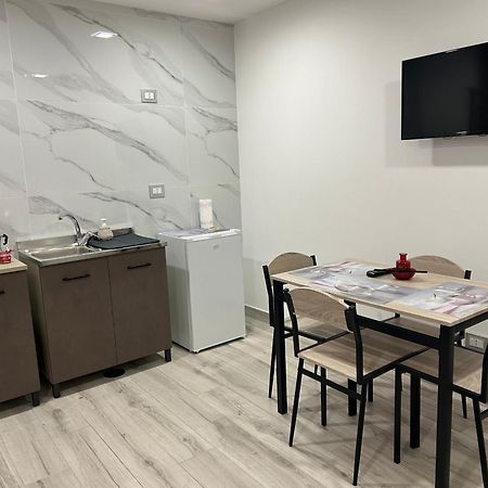 House Diva Apartment เนเปิลส์ ภายนอก รูปภาพ